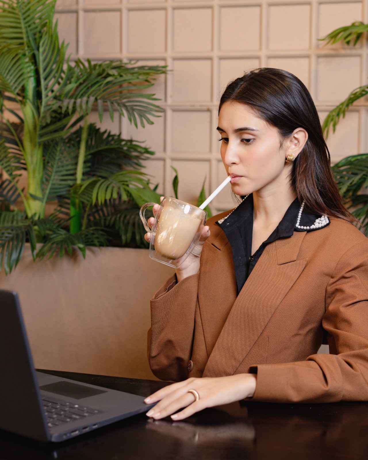 Pearl Eclipse Collar